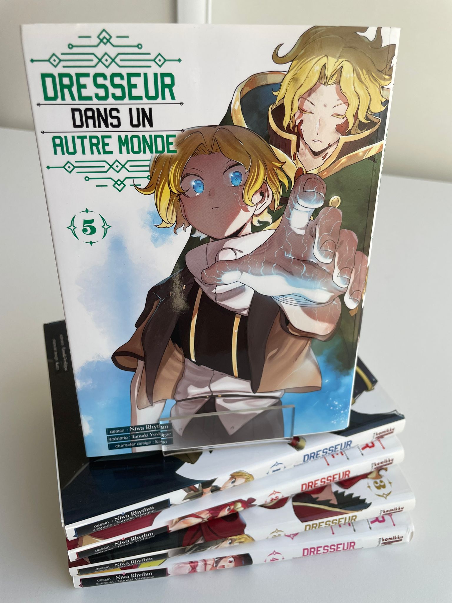 Dresseur dans un autre monde 1 à 5  